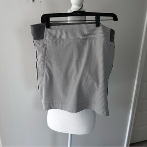 GREY STRIPE Athleta Brooklyn Skort 16”